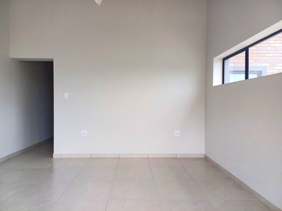 3 Bedroom Property for Sale in Fraaiuitsig Western Cape